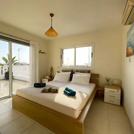 Star In Front Nissi Whit Sea View Apartament Ajia Napa