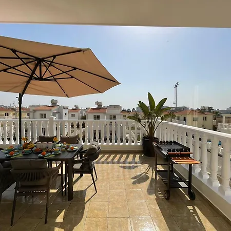 Star In Front Nissi Whit Sea View Ayia Napa