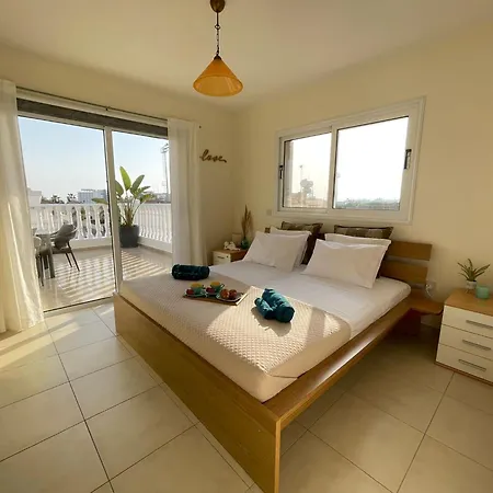 Апартаменты Star In Front Nissi Whit Sea View *