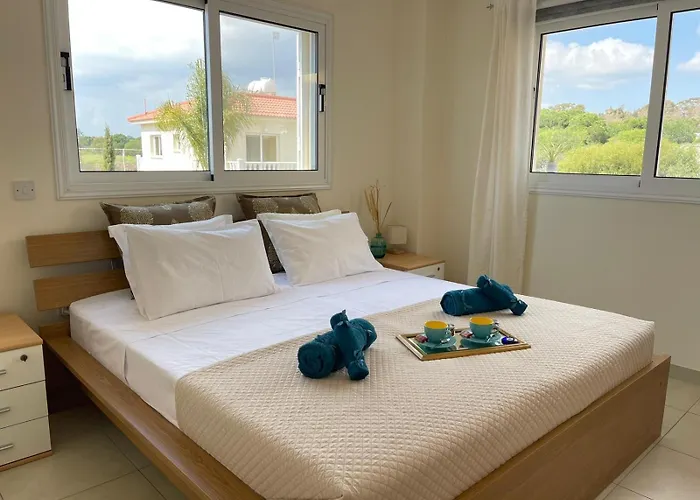 Star In Front Nissi Whit Sea View *