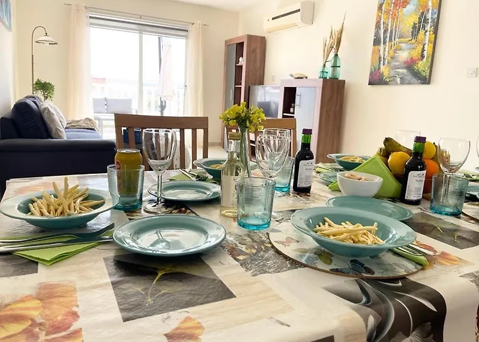 Star In Front Nissi Whit Sea View 아이아 나파