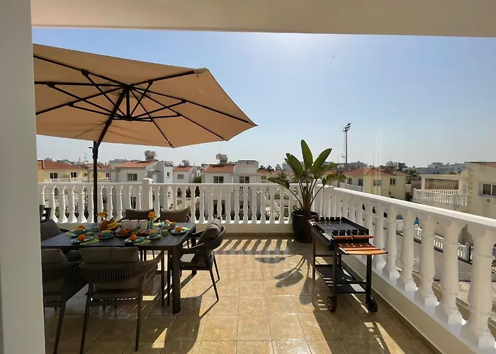 Star In Front Nissi Whit Sea View Agia Napa