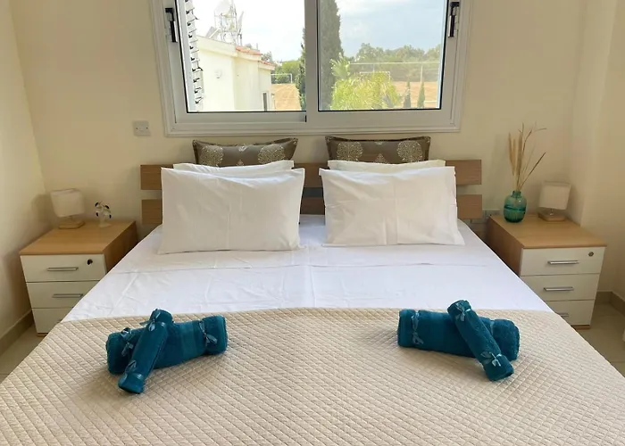 Star In Front Nissi Whit Sea View