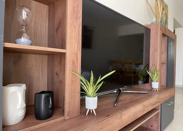 Star In Front Nissi Whit Sea View *